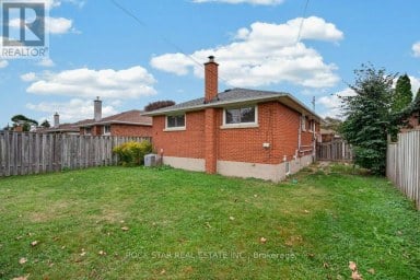 40 CLARENDON AVENUE Hamilton (Balfour) Ontario photo 39