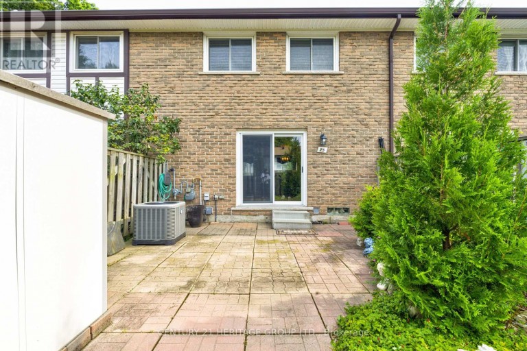 73 - 145 RICE AVENUE, Hamilton (Fessenden), Ontario, L9C6R3