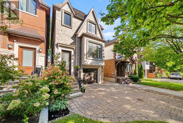 32 CRANBROOKE AVENUE, Toronto (Lawrence Park North), Ontario, M5M1M4