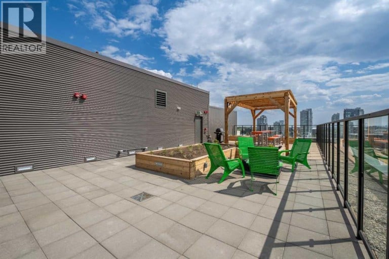 1208, 123 4 Street NE, Calgary, Alberta, T2E8K3