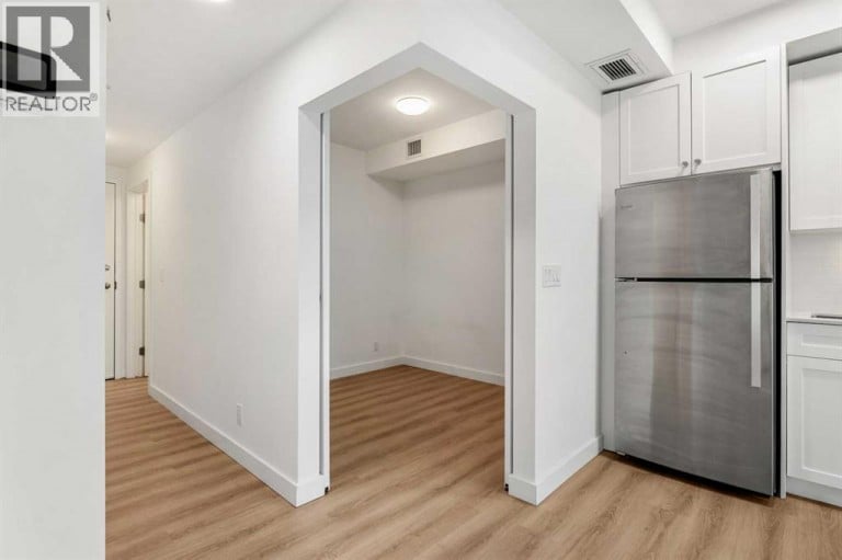 1208, 123 4 Street NE, Calgary, Alberta, T2E8K3