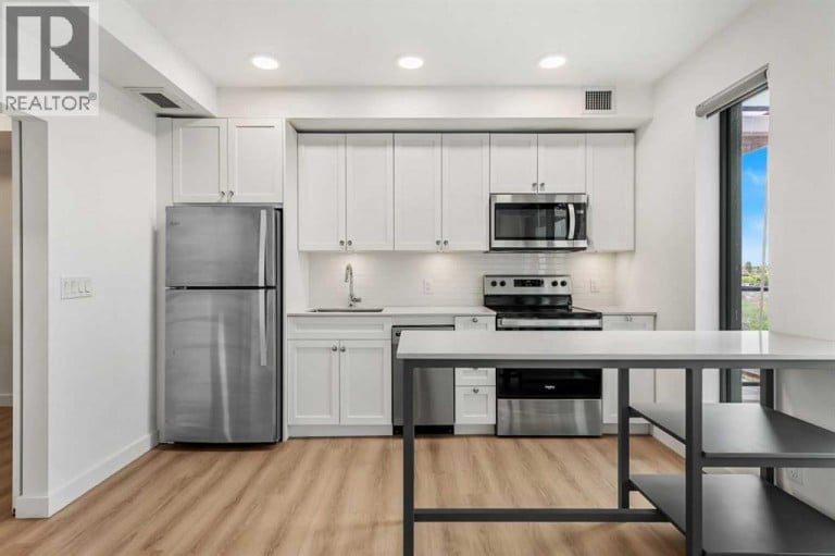 1208, 123 4 Street NE, Calgary, Alberta, T2E8K3