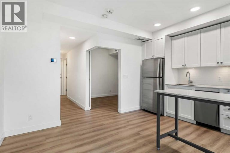 1208, 123 4 Street NE, Calgary, Alberta, T2E8K3