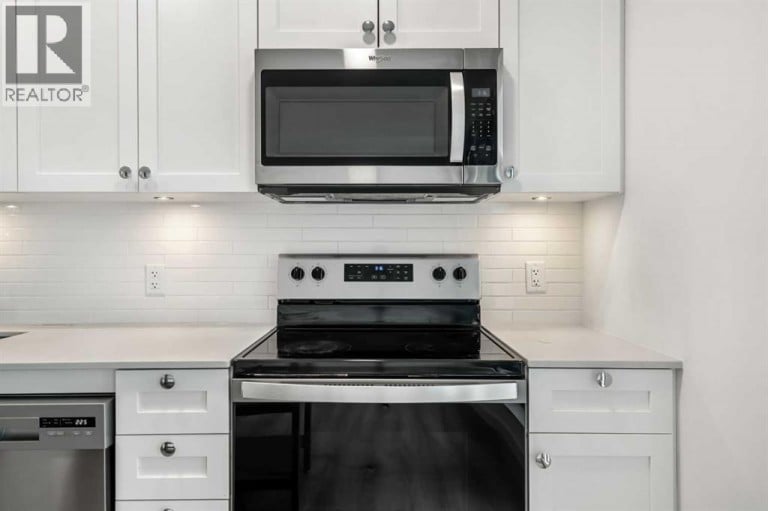 1208, 123 4 Street NE, Calgary, Alberta, T2E8K3