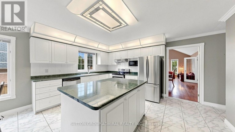 41 CAPTAIN ARMSTRONG LANE, Markham (Sherwood-Amberglen), Ontario, L3P3E1