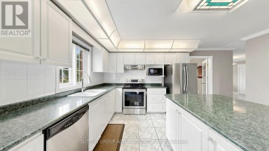 41 CAPTAIN ARMSTRONG LANE Markham (Sherwood-Amberglen) Ontario photo 14
