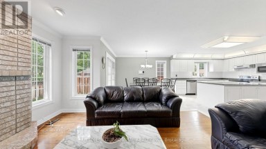 41 CAPTAIN ARMSTRONG LANE Markham (Sherwood-Amberglen) Ontario photo 19