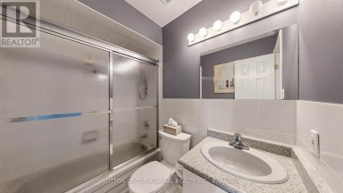 41 CAPTAIN ARMSTRONG LANE Markham (Sherwood-Amberglen) Ontario photo 34