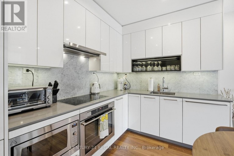 TH07 - 113 MCMAHON DRIVE, Toronto (Bayview Village), Ontario, M2K2X9