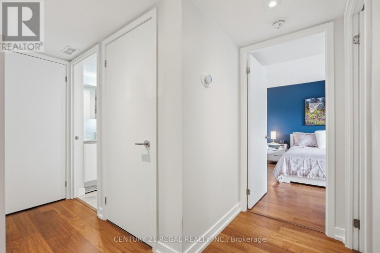 TH07 - 113 MCMAHON DRIVE, Toronto (Bayview Village), Ontario, M2K2X9
