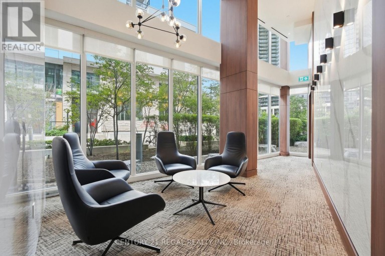 TH07 - 113 MCMAHON DRIVE, Toronto (Bayview Village), Ontario, M2K2X9