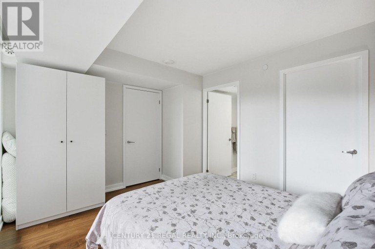 TH07 - 113 MCMAHON DRIVE, Toronto (Bayview Village), Ontario, M2K2X9