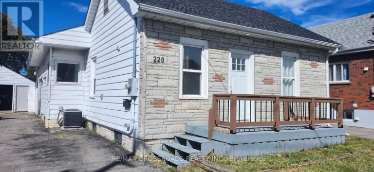 220 MCNAUGHTON AVENUE, Oshawa (Central), Ontario, L1H3B6