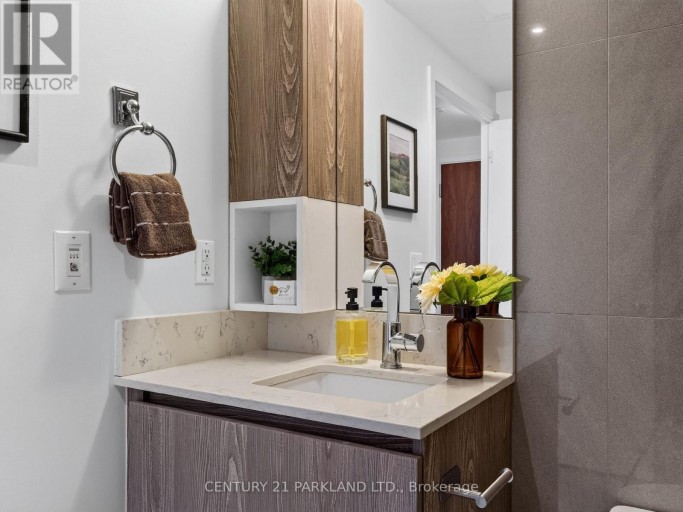 923 - 15 BASEBALL PLACE N, Toronto (South Riverdale), Ontario, M4M0E6