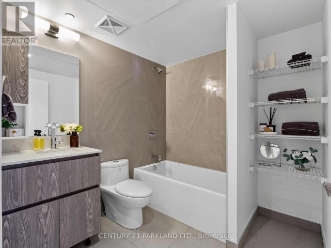 923 - 15 BASEBALL PLACE N, Toronto (South Riverdale), Ontario, M4M0E6