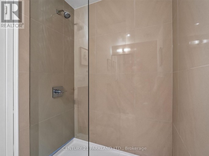 923 - 15 BASEBALL PLACE N, Toronto (South Riverdale), Ontario, M4M0E6