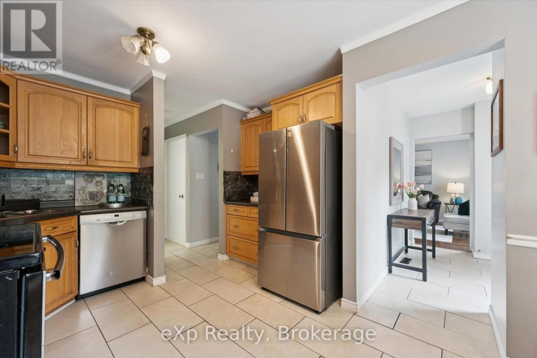 129 - 45 MARKSAM ROAD, Guelph (Willow West/Sugarbush/West Acres), Ontario, N1H6Y9
