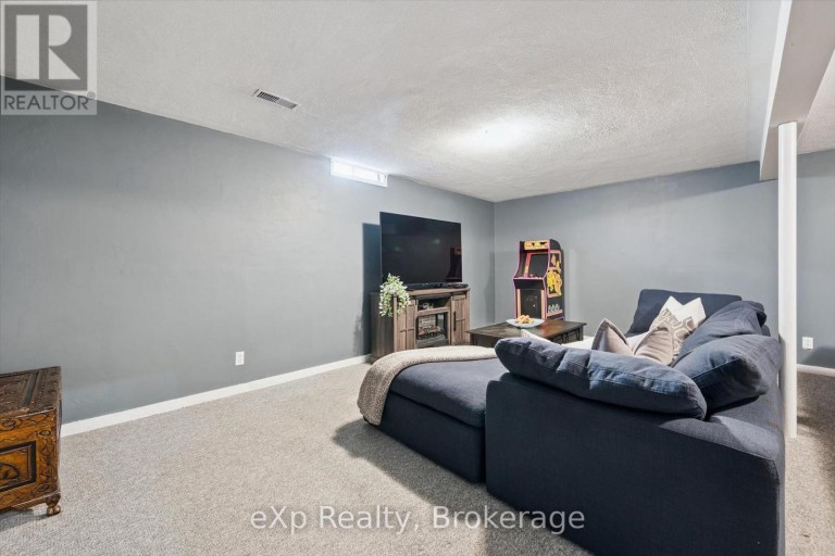 129 - 45 MARKSAM ROAD, Guelph (Willow West/Sugarbush/West Acres), Ontario, N1H6Y9