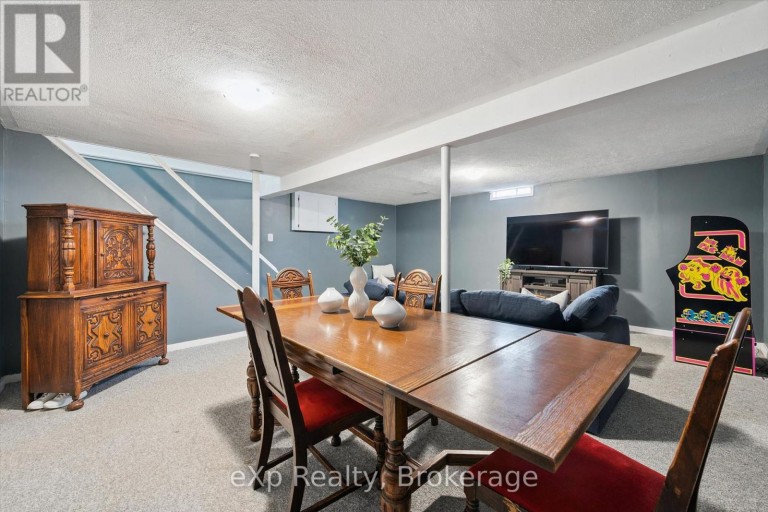 129 - 45 MARKSAM ROAD, Guelph (Willow West/Sugarbush/West Acres), Ontario, N1H6Y9