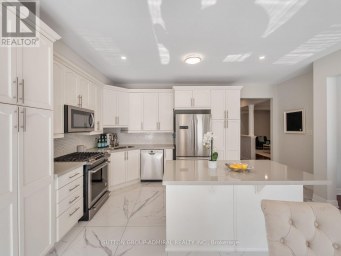 16 CRAIGVALE STREET Vaughan (Patterson) Ontario photo 10