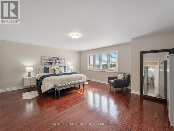16 CRAIGVALE STREET, Vaughan (Patterson), Ontario, L6A0M3