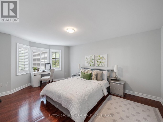 16 CRAIGVALE STREET, Vaughan (Patterson), Ontario, L6A0M3