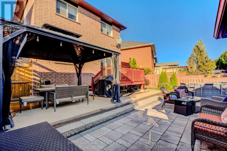 43 WATER GARDEN LANE, Vaughan (Sonoma Heights), Ontario, L4H1N2