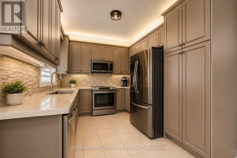 43 WATER GARDEN LANE, Vaughan (Sonoma Heights), Ontario, L4H1N2