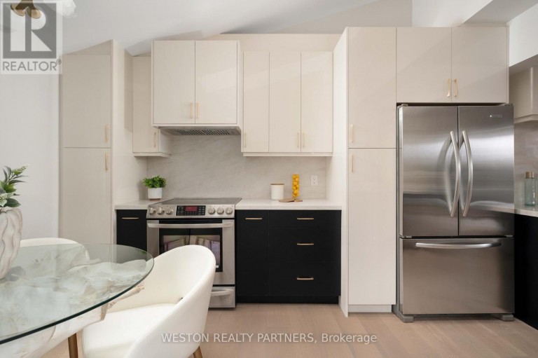 19 MATTICE ROAD, Toronto (Islington-City Centre West), Ontario, M9A1E1