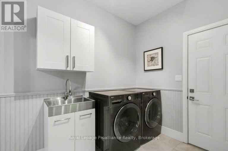 52 OAK RIDGE DRIVE, Quinte West (Sidney Ward), Ontario, K0K3E0