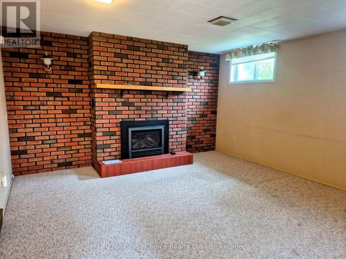 418 WESTVIEW PLACE, Thunder Bay (Northwood Park), Ontario, P7C4M3
