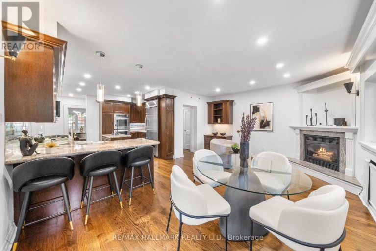 16 ELDERWOOD DRIVE, Toronto (Forest Hill South), Ontario, M5P1W5