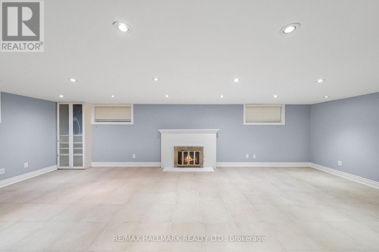 16 ELDERWOOD DRIVE, Toronto (Forest Hill South), Ontario, M5P1W5