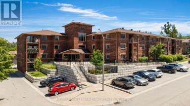 103 - 1 QUAIL CRESCENT Barrie (Ardagh) Ontario photo 1