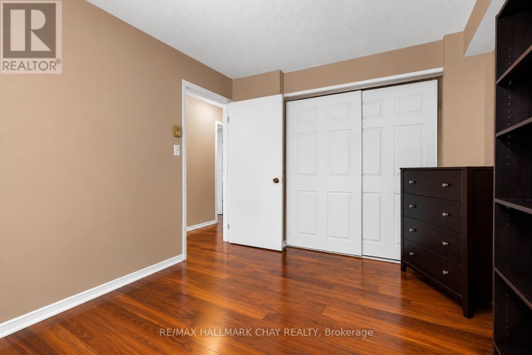 103 - 1 QUAIL CRESCENT, Barrie (Ardagh), Ontario, L4N6W9