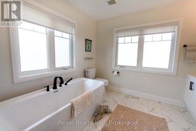101 REED WAY Blue Mountains Ontario photo 21