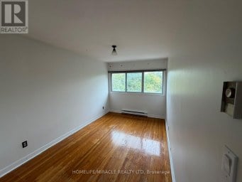 85 - 19 LONDON GREEN COURT Toronto (Glenfield-Jane Heights) Ontario photo 15