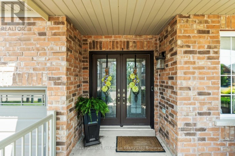 928 BLACK CHERRY DRIVE, Oshawa (Taunton), Ontario, L1K0P6