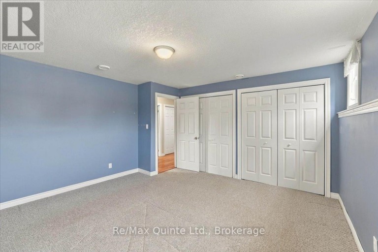 6 CHISHOLM SQUARE, Belleville (Belleville Ward), Ontario, K8N5Z4