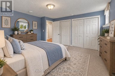 6 CHISHOLM SQUARE Belleville (Belleville Ward) Ontario photo 25