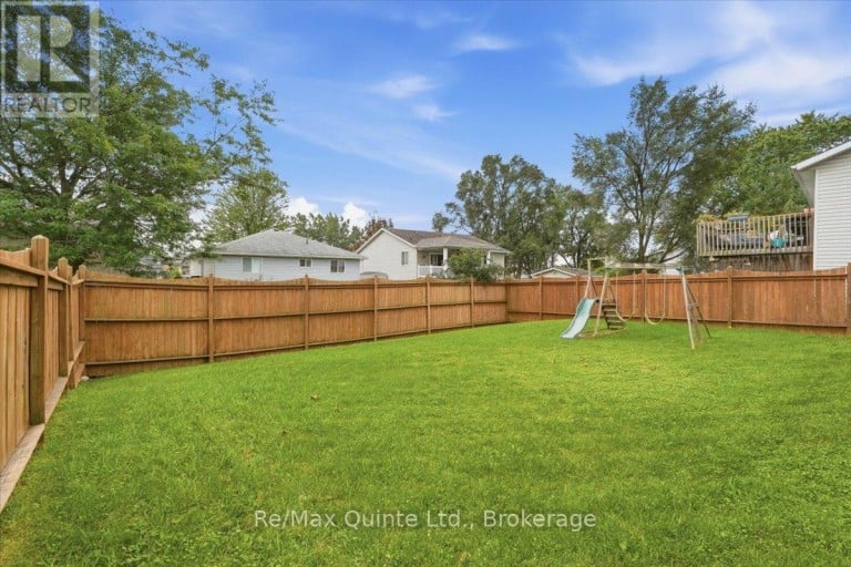 6 CHISHOLM SQUARE, Belleville (Belleville Ward), Ontario, K8N5Z4