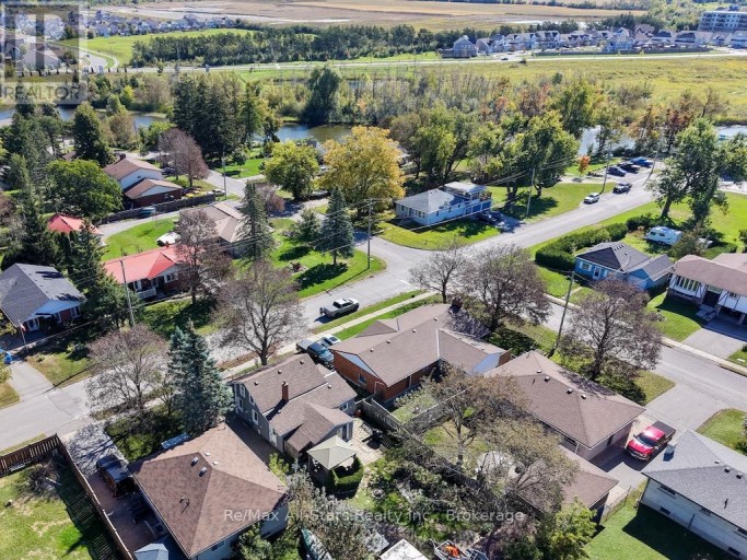 23 WOLFE STREET, Kawartha Lakes (Lindsay), Ontario, K9V2J3
