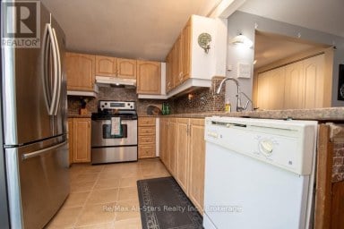23 WOLFE STREET Kawartha Lakes (Lindsay) Ontario photo 6