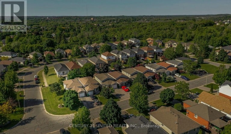 626 TRAILVIEW DRIVE, Peterborough (Ashburnham Ward 4), Ontario, K9J8P3