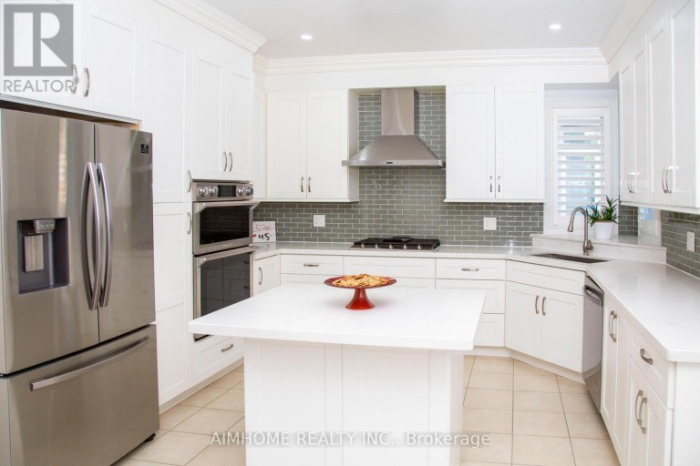 72 BRASS DRIVE, Richmond Hill (Jefferson), Ontario, L4E4T5