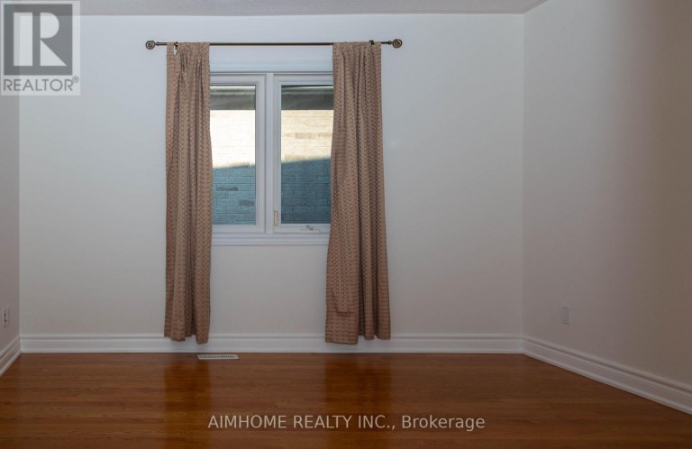 72 BRASS DRIVE, Richmond Hill (Jefferson), Ontario, L4E4T5