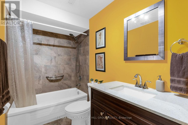 5 BARWICK DRIVE, Barrie (West Bayfield), Ontario, L4N6Z7
