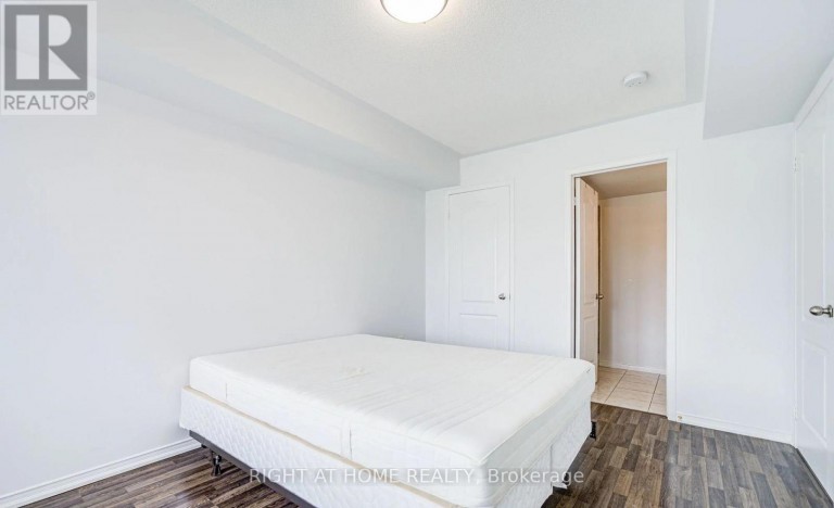 #17 - 2484 POST ROAD, Oakville (RO River Oaks), Ontario, L6H0G6