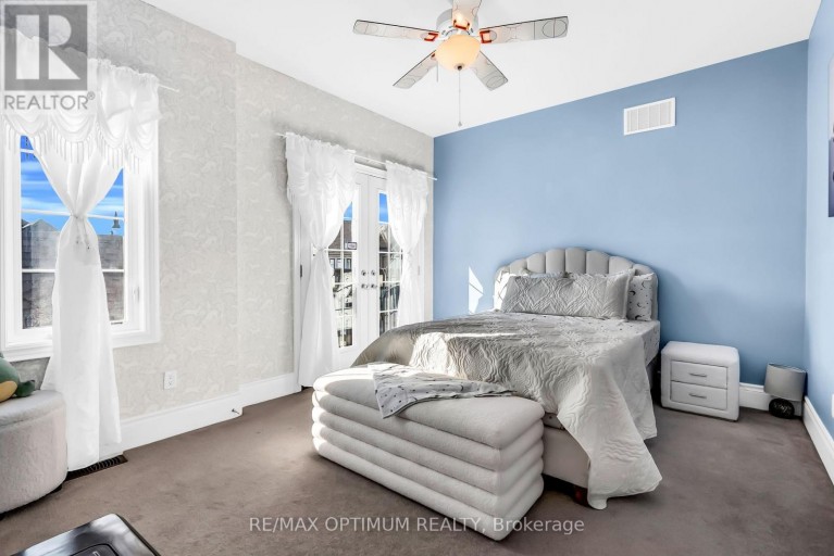 3 PORT HOPE HOLLOW, Brampton (Bram West), Ontario, L6Y2Y9