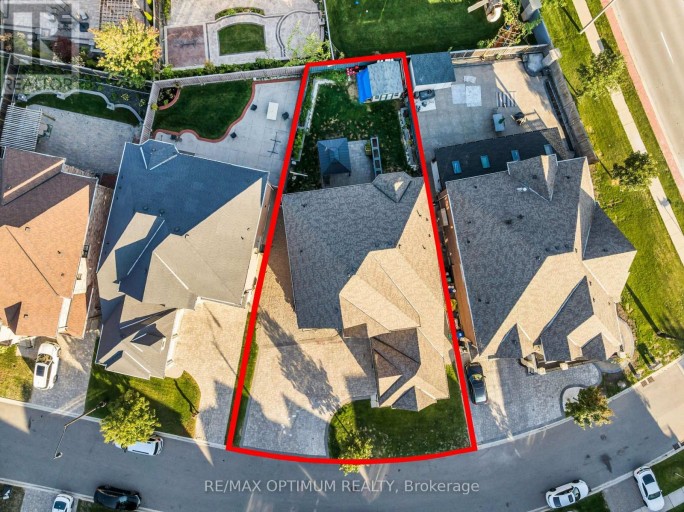 3 PORT HOPE HOLLOW, Brampton (Bram West), Ontario, L6Y2Y9